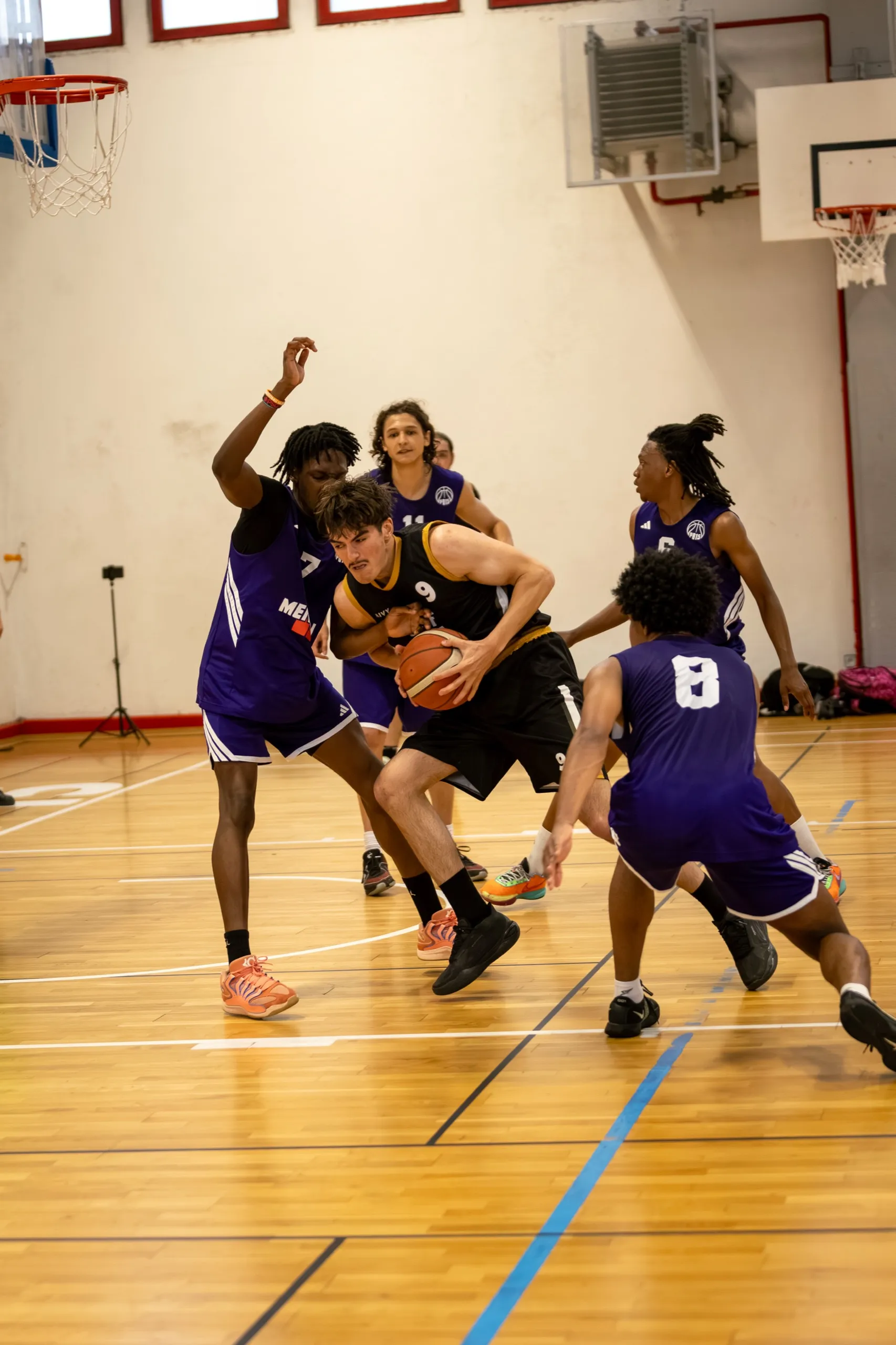 Basketball — sports photography by Raphaël Bluteau (3/8)